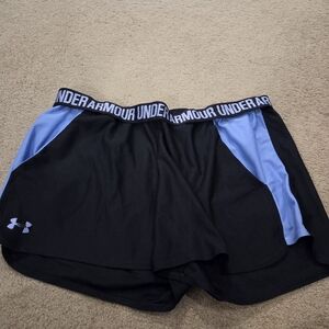 Under Armour Women's Black and Blue Shorts